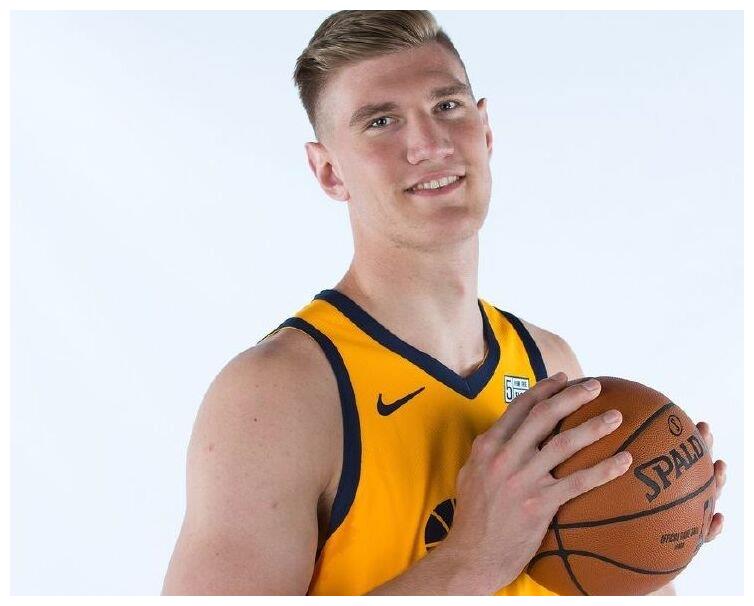 开云体育-法甲赛程吃紧，广州队关键时刻远射贴柱，震撼外界，团队化学反应显著(沙甸在云南什么地方)